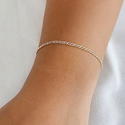 Photo of worn 18kt Yellow Gold Traversino Bracelet