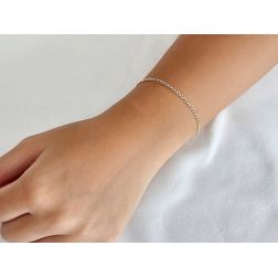Bracciale Traversino in Oro Giallo 18kt foto indossata