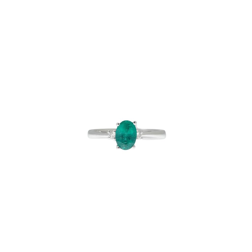 Anello Solitario Smeraldo ovale 7x5mm e 2 Diamanti in Oro Bianco