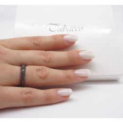 Veretta with brown zircons and burnishing