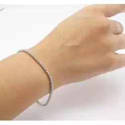 Bracciale Tennis Diamanti Squadrato Small 1,7mm foto indossata