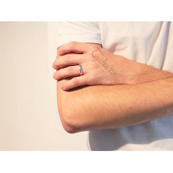 Fede Comoda Oro Bianco 3.5mm UNOAERRE foto indossata uomo