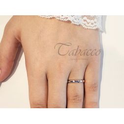 Photo of worn Wedding Band Ring Hydra Slim White Gold UNOAERRE