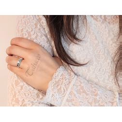 Fede Comoda Oro Bianco 5 mm UNOAERRE foto indossata donna