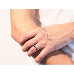 Photo of worn Wedding Band Unoaerre Cerchi di Luce 5 mm White Gold