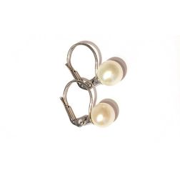 Classic Pearl Earrings 7.5mm white gold