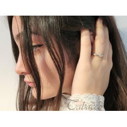Photo of worn Wedding Band Eclissi Comfortable UNOAERRE 4 mm