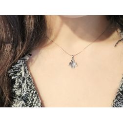 Ciondolo Angioletto in oro bianco con zirconi