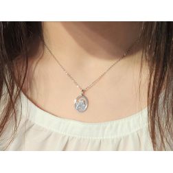Ciondolo Medaglia ovale con Angioletto oro bianco