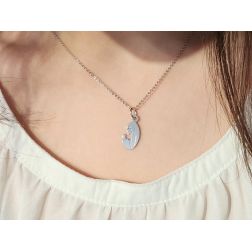 Holy Mary Pendant in white gold