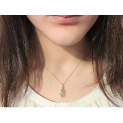 Holy Mary Pendant in yellow gold