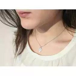 Ciondolo Angioletto con cuore forato oro bianco