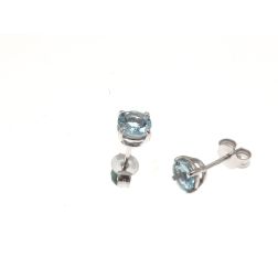Solitary Studs earrings with round 5mm acquamarines in 18kt white gold
