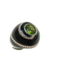 Black Dome Ring Green Peridot White Gold and Diamonds