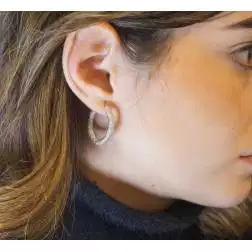 Boccole Sabbiate oro bianco foto indossata