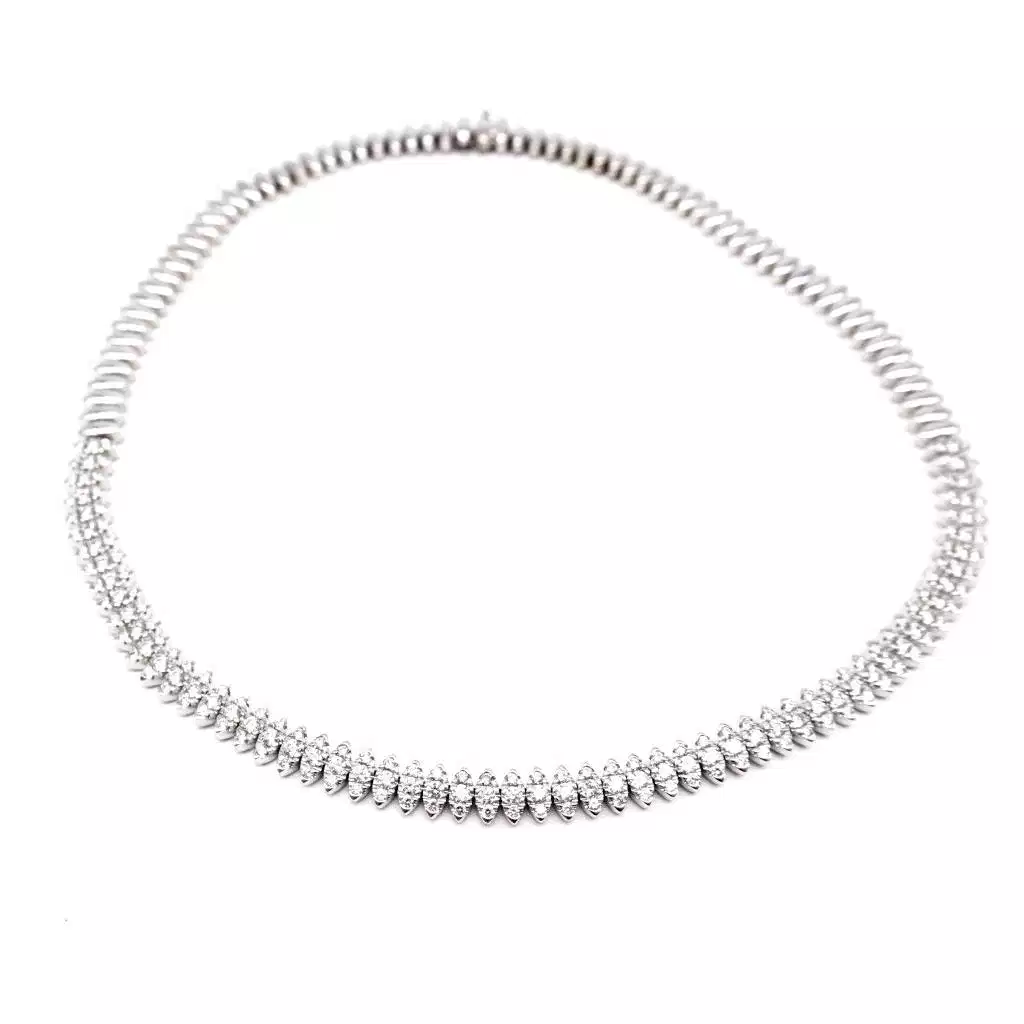 Semi-rigid Navette Diamonds Necklace