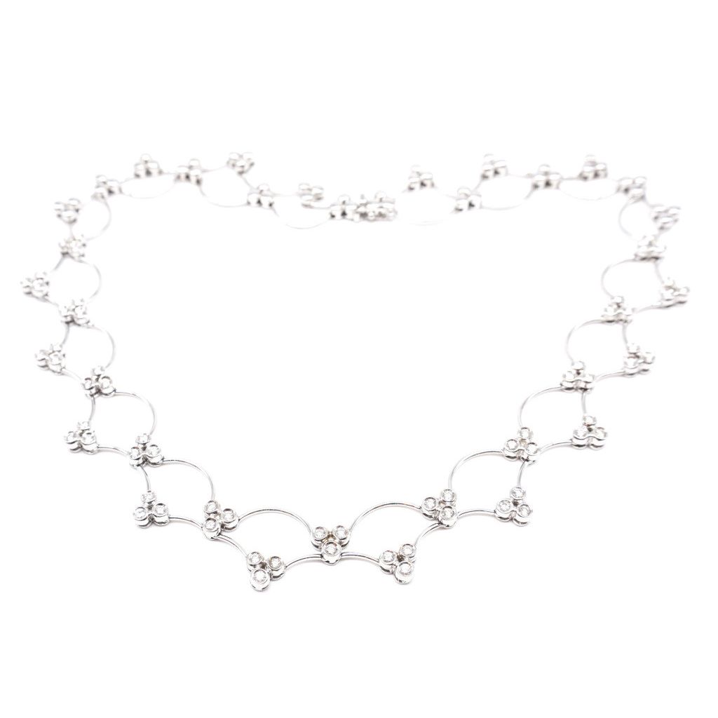 Multi-flower necklace