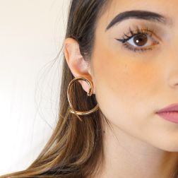 Orecchini Cuori stilizzati oro rosa foto indossata