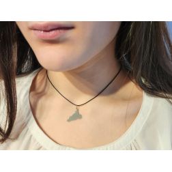 Photo of worn Small Plain Sicily Charm in 18kt yellow gold thickness 0.4mm