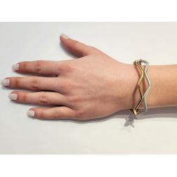 Knurled Rigid Bracelet Two Satin and Polished Threads in Yellow Gold
