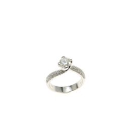 Surrounded Solitaire Ring with center of 0,70ct