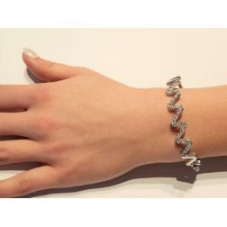 Wave Rigid Bracelet with Zircons