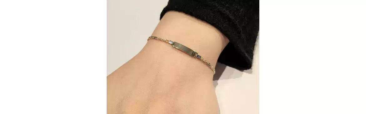 Bracciali a catena con targa al centro, ideale per incisioni