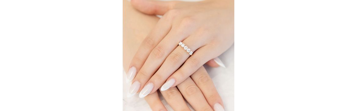 Diamonds and Precious Stones Anniversary and Eternity rings on promotion at Tabacco Gioiellli