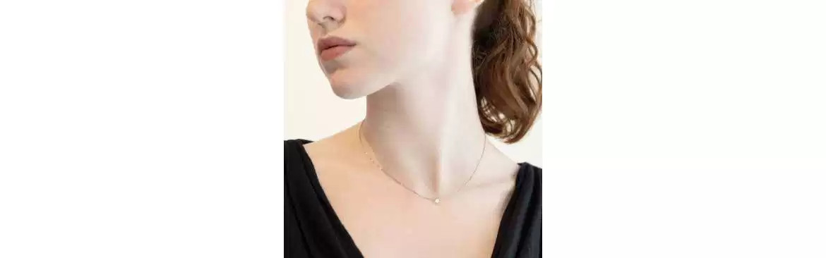 Diamond light point necklace