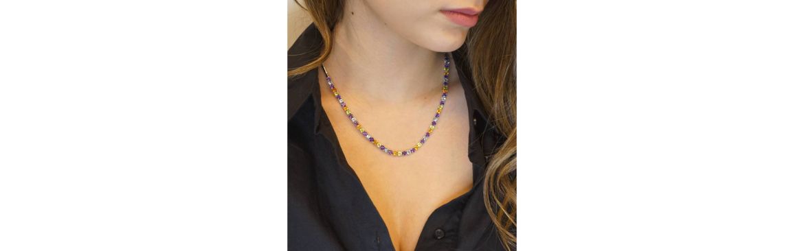 Collane in oro 18kt con Pietre